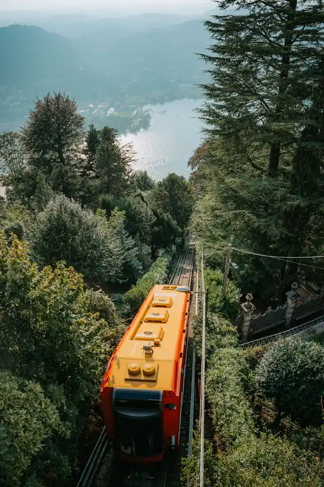 Cinque Terre Express en bord de mer